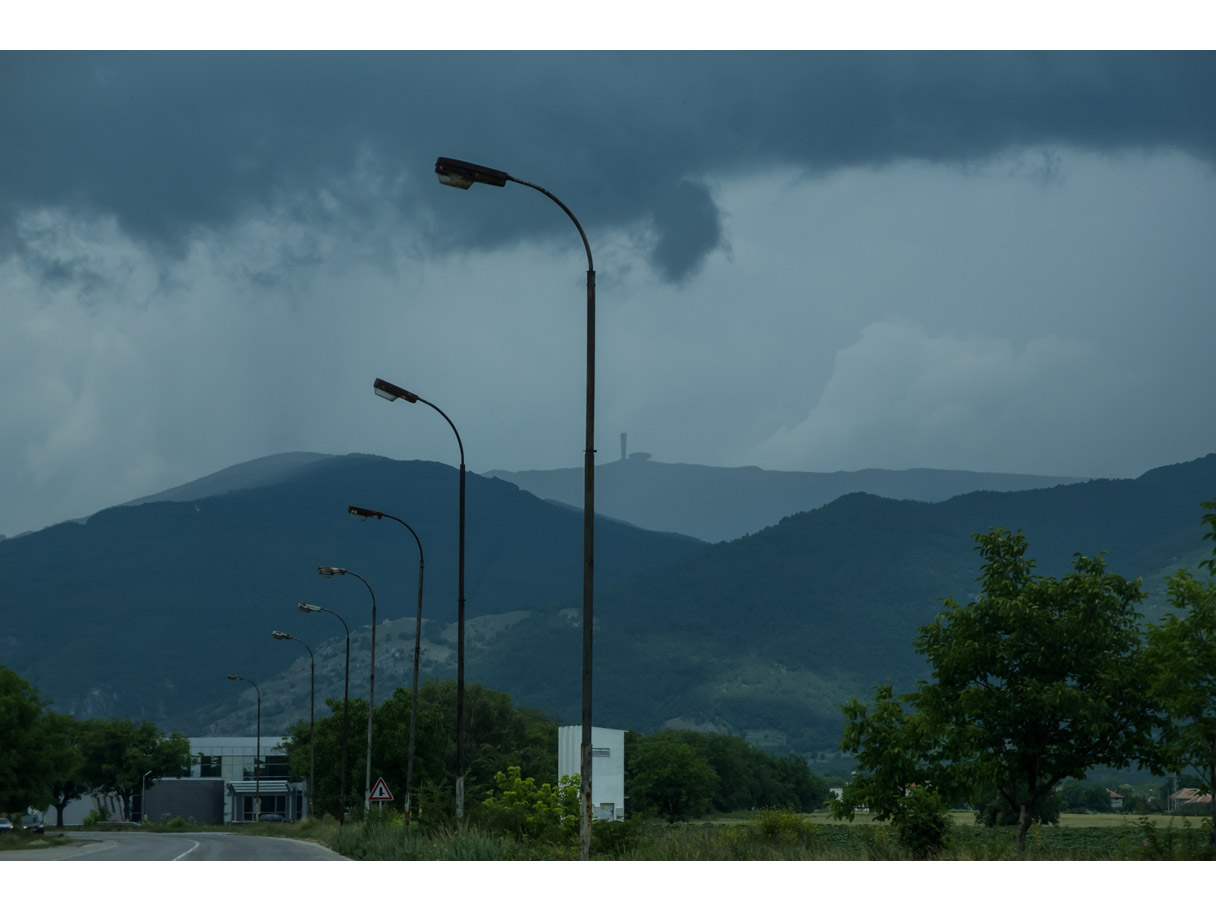 buzludzha02