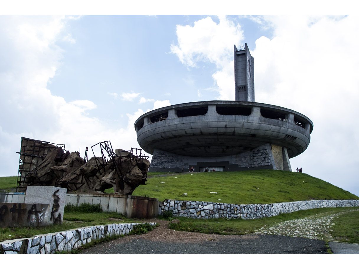 buzludzha11