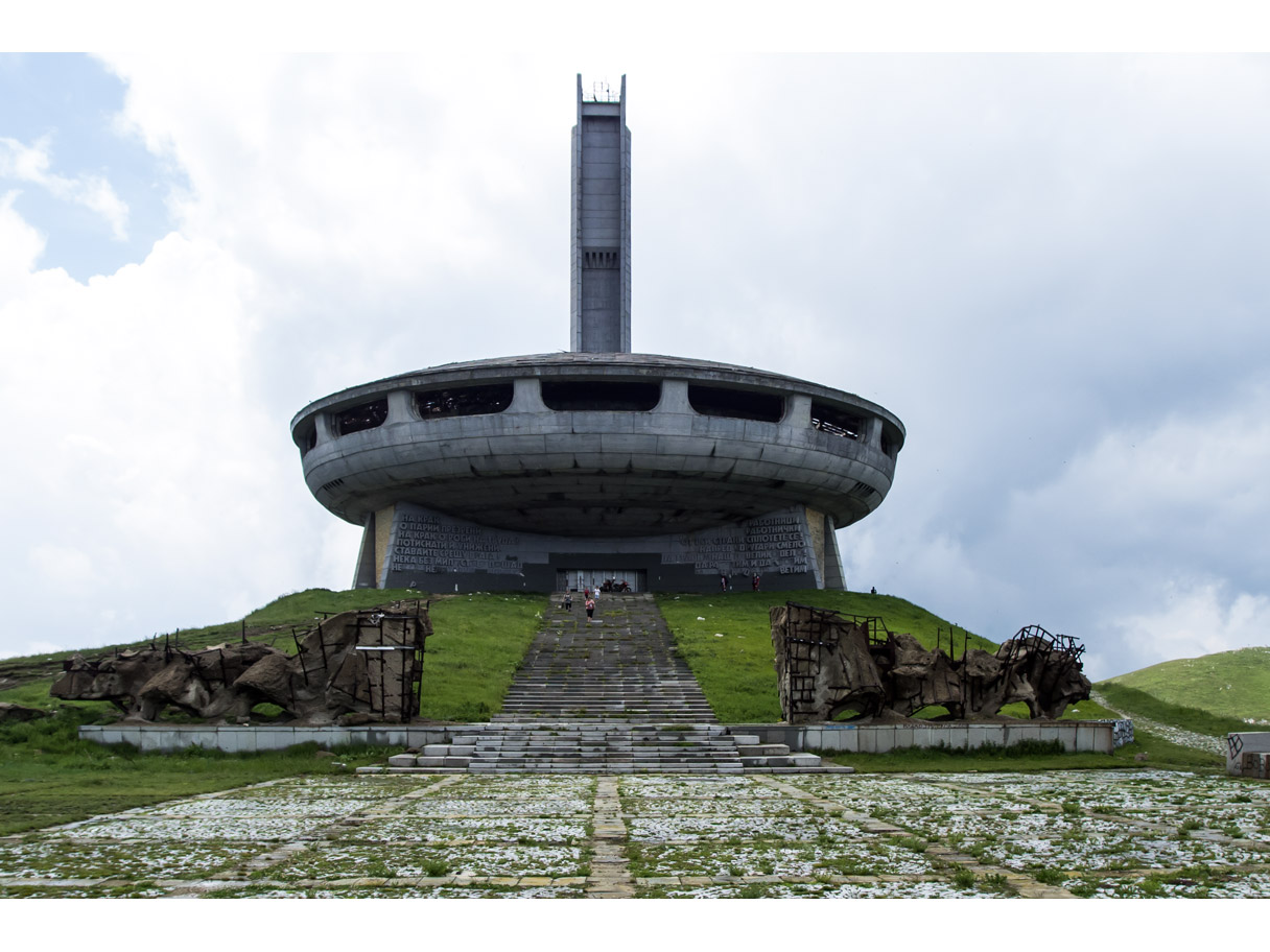 buzludzha12